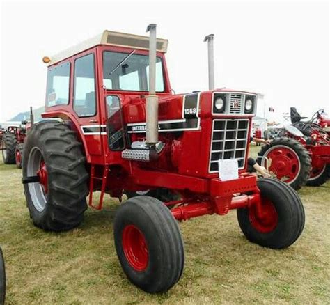 1976 Ih 1568 V 8 Black Stripe Tractors Vintage Tractors Classic Tractor