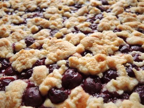 Kirsch- Streusel-Kuchen vom Blech