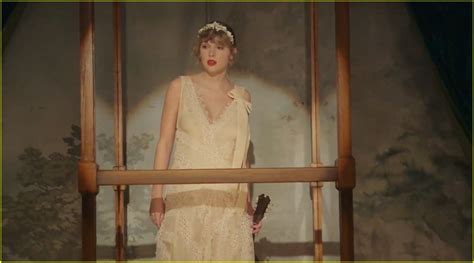 Taylor Swift Drops Willow Music Video Reveals Song Meaning Talks Co