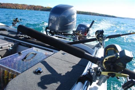 Check spelling or type a new query. MuskieFIRST | rod holder set ups » Muskie Boats and Motors ...