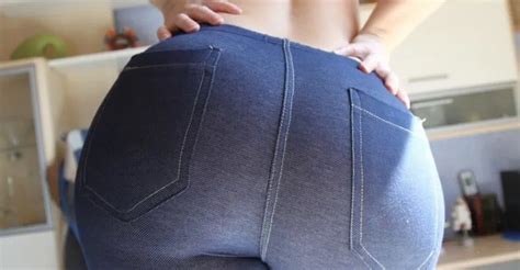 Jiggly Butt My Secrets Strategy And Workouts For A Soft And Round Booty