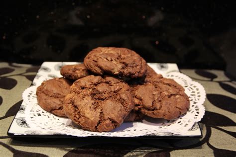 The guinness and whiskey blends well in the cake. The Purple Page: Christmas Cookie Exchange