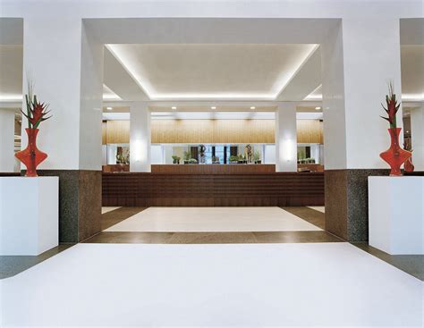 Modern And Spacious White Lobby And Reception Of The Hotel Flickr