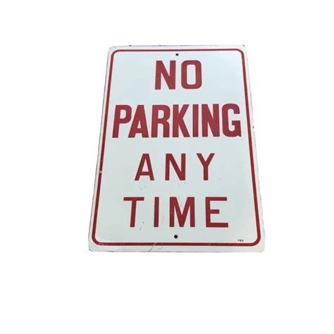 Vintage No Parking Sign Metal Perfect For Any Man Cave 18 X 12 29