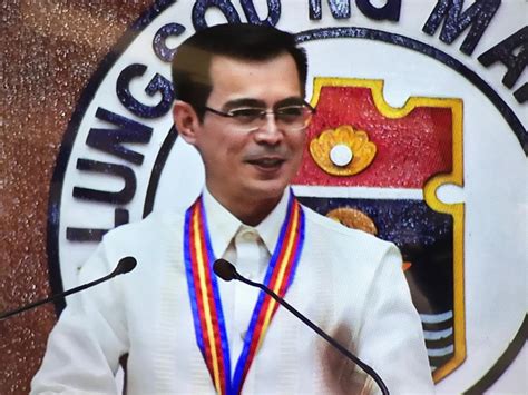 Manila city mayor isko moreno shares his thoughts on being dubbed as the most handsome mayor in his facebook live address on thursday evening, manila mayor isko moreno domagoso called for. Isko bares fangs at drivers: No cutting trip, or else ...