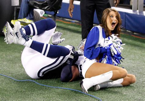 17 Of The Worst Cheerleader Fails You’ve Ever Seen Trendflasher Page 10