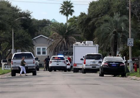Woman Shot During Standoff With Galveston Police Local News The Daily News