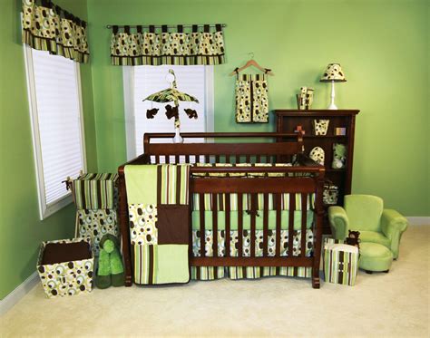 But despite the limited bedroom themes for boys, there are actually a thousand ways to decorate a bedroom with the same theme. Themes For Baby Rooms Ideas - HomesFeed