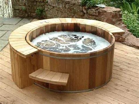 Installing The Right Design Of Barrel Hot Tub Cedar Wooden Barrel