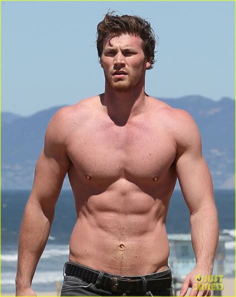 Derek Theler Shirtless Beach Stud Photo 2857355 Shirtless Photos