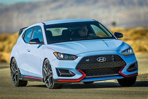 We're big fans of the hyundai veloster n around here, and suffice it to say that we were happy with it as it was (the performance package box checked, naturally). HYUNDAI Veloster N specs & photos - 2018, 2019, 2020, 2021 ...