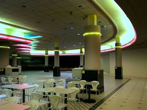 American Pompeii After The Food Court Closes Dead Malls Abandoned