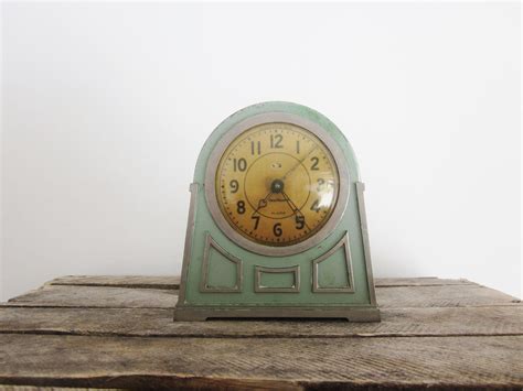 This is a great art deco alarm clock, in. Your place to buy and sell all things handmade | Art deco ...