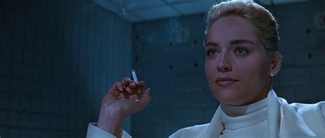 During the investigation, nick meets catherine tramell, a crime novelist who was boz's girlfriend when he died. Basic Instinct (1992) YIFY - Download Movie TORRENT - YTS