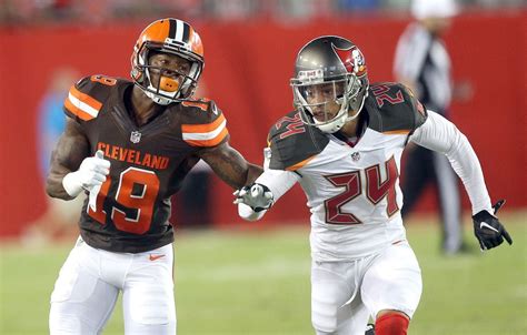 How Browns Corey Coleman Pressed And How Cam Erving And Other St Rounders Fared Vs Bucs