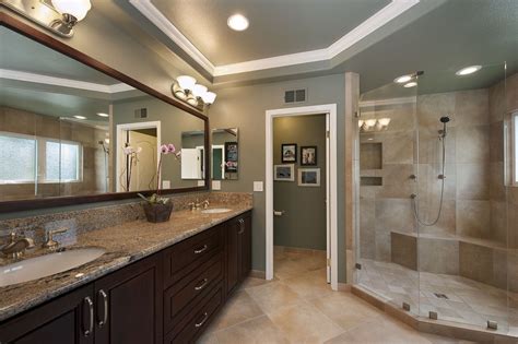 Master bedrooms and bathrooms that are joined are becoming much more frequently installed in new homes. 25 Extraordinary Master Bathroom Designs