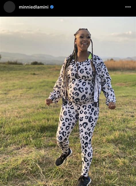 Heavily Pregnant Minnie Dlamini Takes A Walk South Africa Rich And