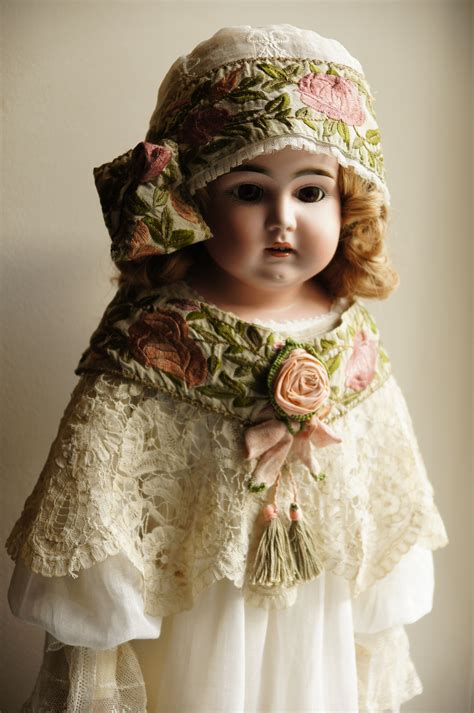 Antique Doll S Dress More Antique Doll Dress Antique Dolls Vintage Dolls Quilts Vintage