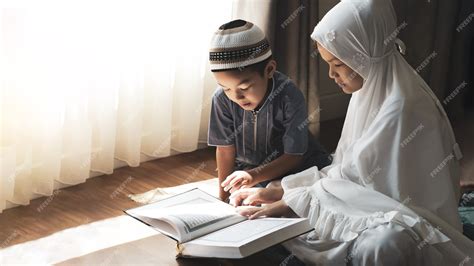 Premium Photo Religious Asian Muslim Kids Learn The Quran And Study