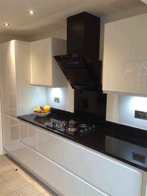 All kitchen cabinets orders over $2,500 qualify! The Shiny Modern Kitchen Cabinets | Q-HOUSE