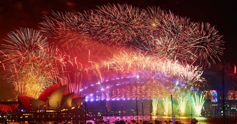 New and old new year. New Year's Eve 2018 RECAP: New York celebrates 2019 with Times Square firework display - World ...