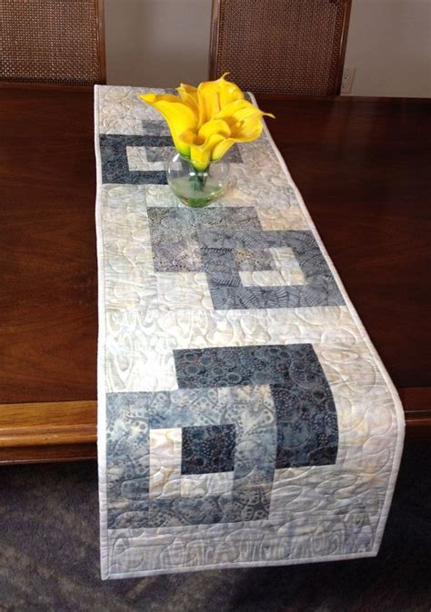 Table runners are back in trend or say they never went out of the trend. Best 25+ Modern table runners ideas on Pinterest | Quilted ...