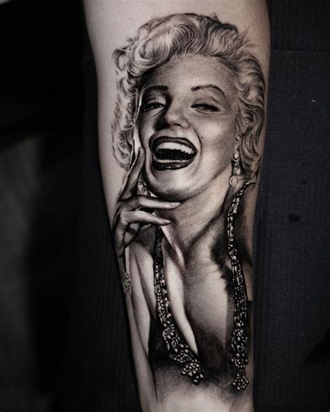 Marilyn Monroe portrait tattoo | Tattoo artists, Tattoos, Portrait tattoo
