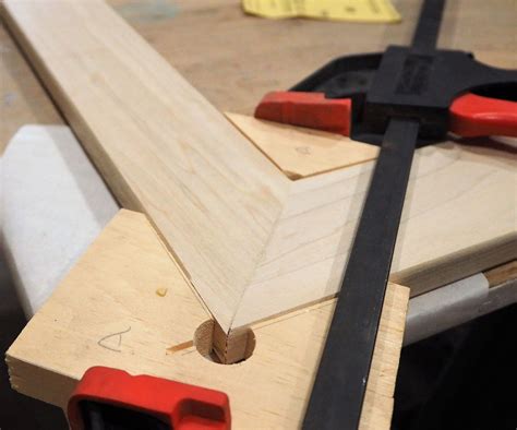 Diy ideas posted a video to playlist. Simple Corner Clamp Jig : 4 Steps (with Pictures) - Instructables