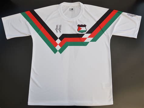 1953 gelang erstmals der aufstieg in die primera división, die höchste spielklasse im. Pin on Palestine shirt (FC Palestina)