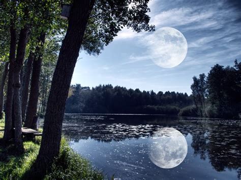 O Full Moon Reflection On Still Water Still Water Moon Pictures