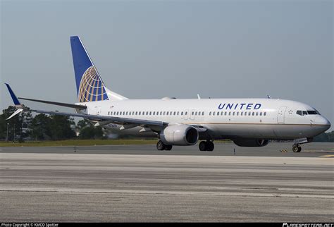 N73259 United Airlines Boeing 737 824wl Photo By Kmco Spotter Id