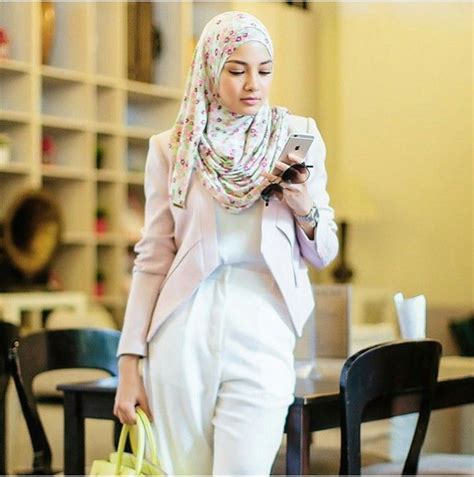 Islamic fashion muslim fashion hijab fashion formal business attire business professional outfits business casual hijab casual hijab chic hijab outfit. Smart casual #neelofa | Inspired style by Neelofa ...