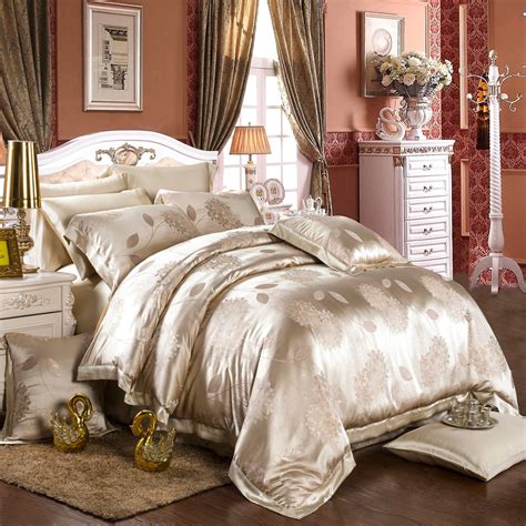 Launches 2016 New Collection Of Silk Bedding Sets