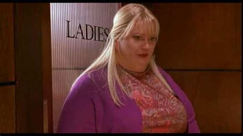 The story about hal, a normal guy in all aspects of form, character to work, life. myReviewer.com - Review of Shallow Hal