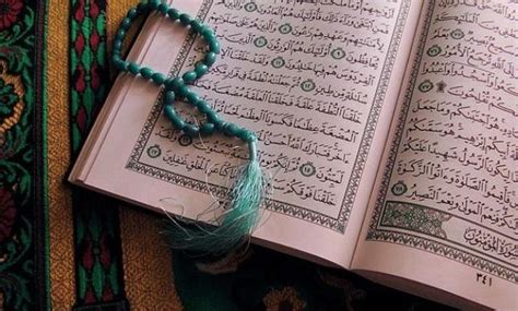 هل يجوز إهداء ختمة القرآن للحي