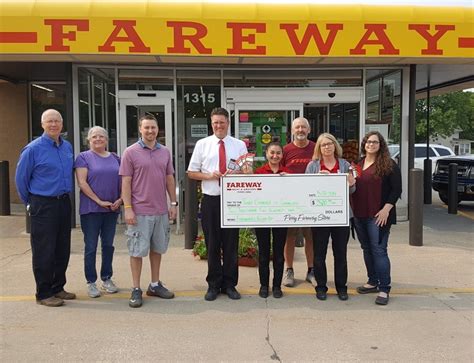 Fareway Raises 2500 In Annual Fireworks Round Up Fundraiser