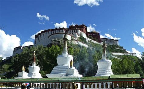 Lhasa Nyingchi 6 Day Tour Eastern Tibet Tour To Basum Tso And Lulang