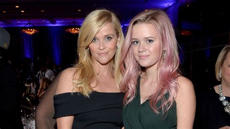 Ava Phillippe Looks Like Her Mom Reese Witherspoon In This New