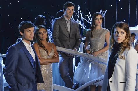 ‘pretty little liars aria and ezra spoilers — christmas episode preview tvline