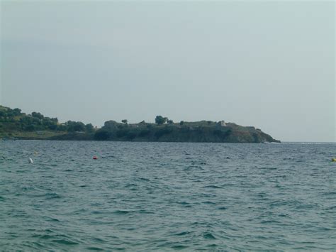 Toroni is an ancient greek city and a former municipality in the southwest edge of sithonia peninsula in chalkidiki, greece. File:Toroni Chalkidiki Greece 01.JPG - Wikimedia Commons