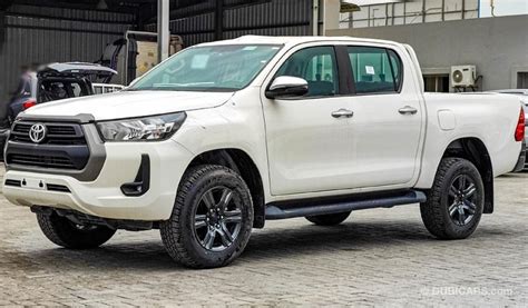 New Toyota Hilux 24gd Active D Dc 4wd 6mt 4x4 Gun3d 2023 For Sale In