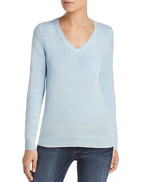Sep 28, 2017 · to fold cashmere sweaters, lay the sweater flat on a table or other surface, with the front side facing down or away from you. C BY BLOOMINGDALE'S V-Neck Cashmere Sweater - 100% ...