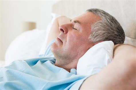 excess insufficient sleep may raise diabetes risk in men