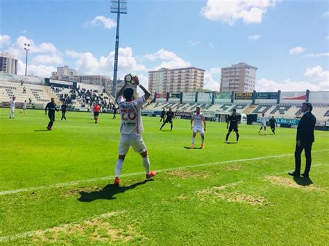 Mathematical predictions using statistical models to predict football result of academica vs. Varzim vence Académica e termina campeonato no 10º lugar ...