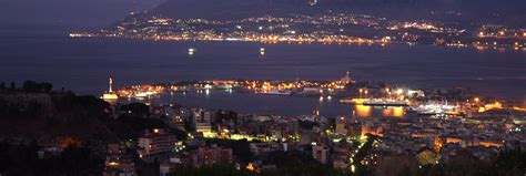 The train station is located at the center of reggio. Messina and Reggio di Calabria - Messina and Reggio di ...