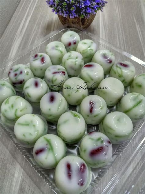 Masa nak menyediakan dan mengukus lagi 1 jam. Resepi Lepat Cendol Versi Acuan Lompang Makan Sekali Ngap ...