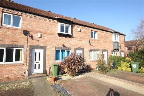 Scaife Gardens York 2 Bed Terraced House £825 Pcm £190 Pw
