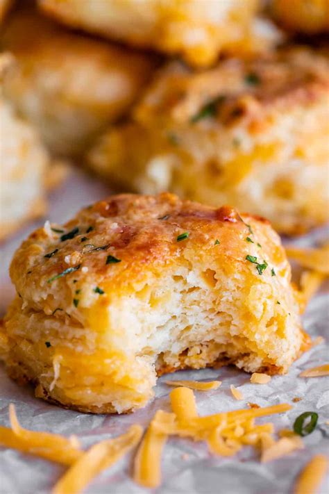 Cheddar Bay Biscuits The Food Charlatan