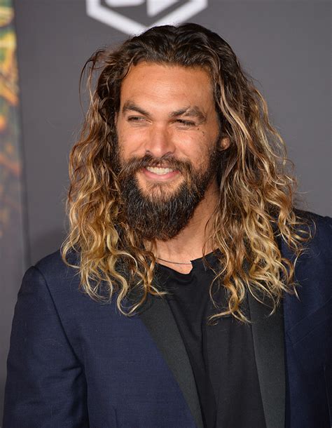 His father is of native hawaiian and samoan descent; Train like… Aquaman | Jason Momoa's 'Aquaman' workout ...