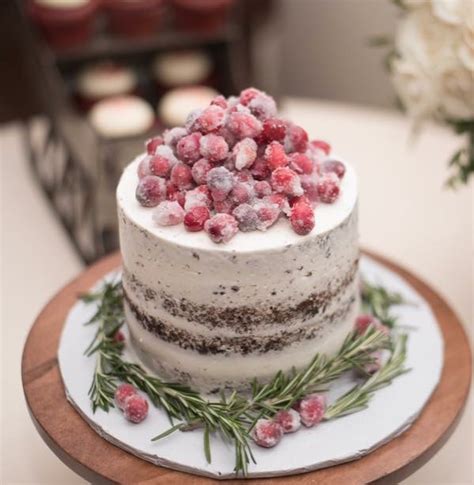 Christmas Wedding Cakes 8 Ideas You Will Love The Wedding Shoppe